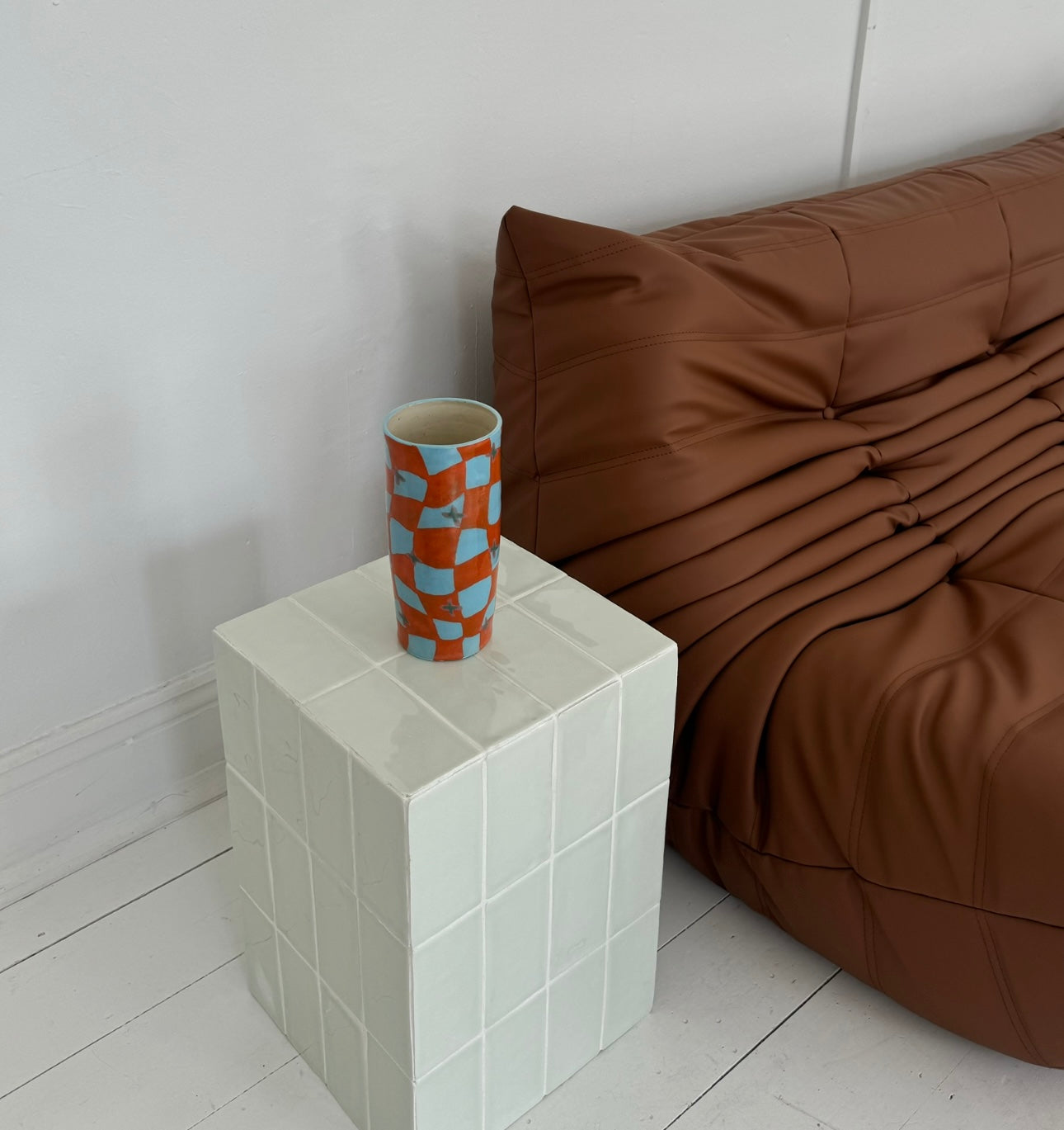 Checked flower Vase