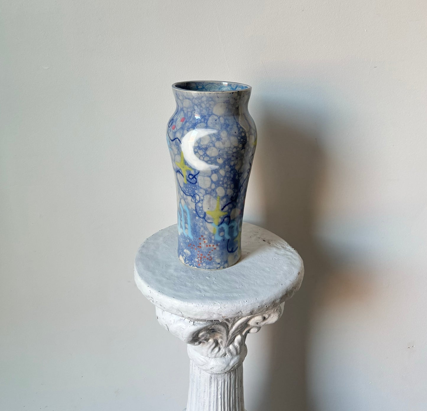 Full moon Vase