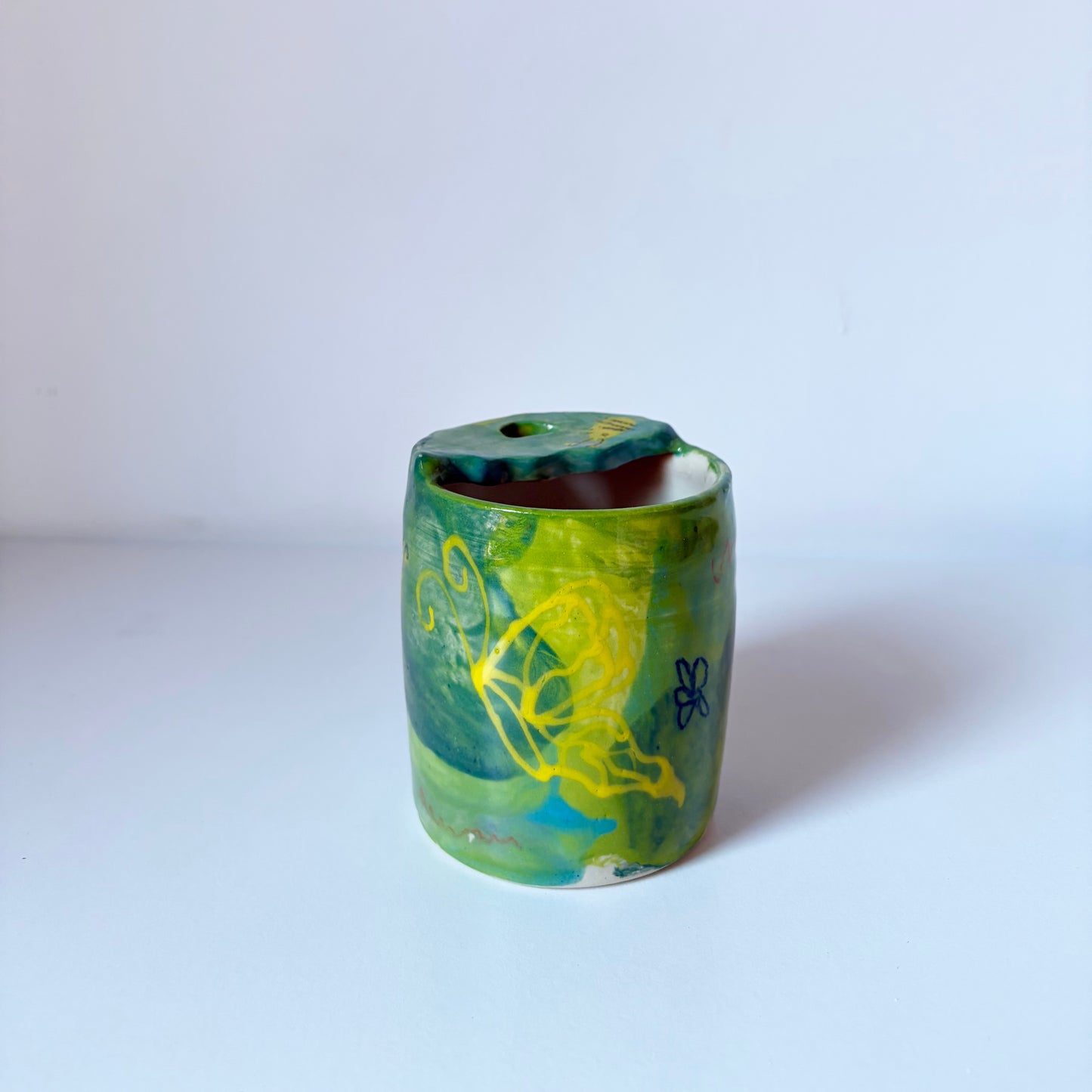 Green travel mug