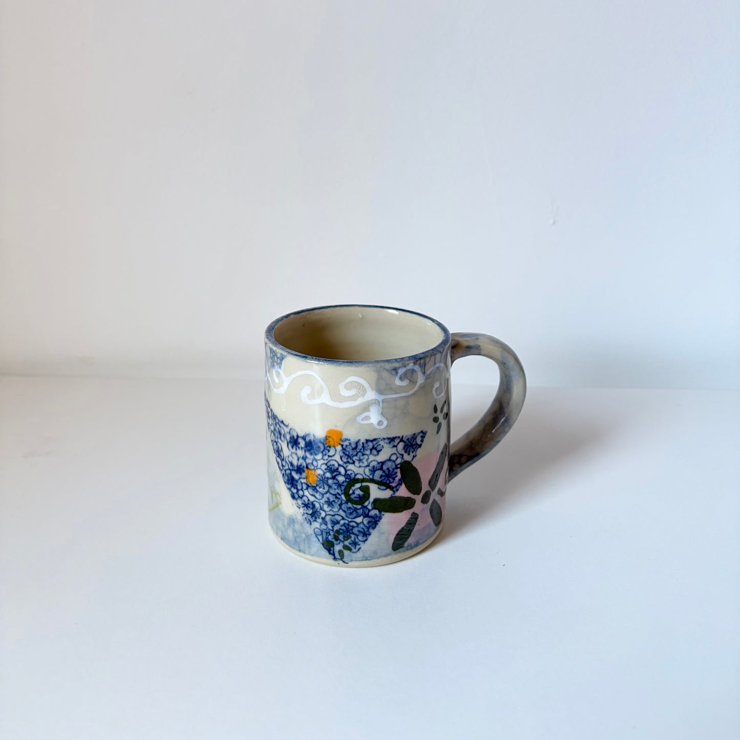 Dove mug